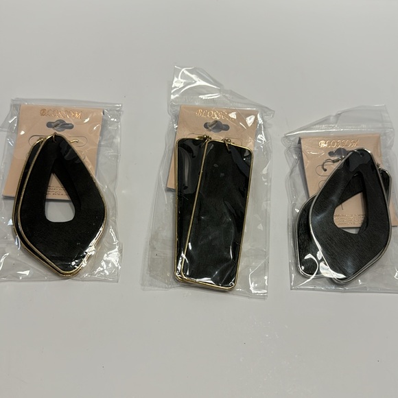 Blossom (Set of 3) Black Earrings Two Gold trim & one silver trim New in Package - Picture 16 of 16